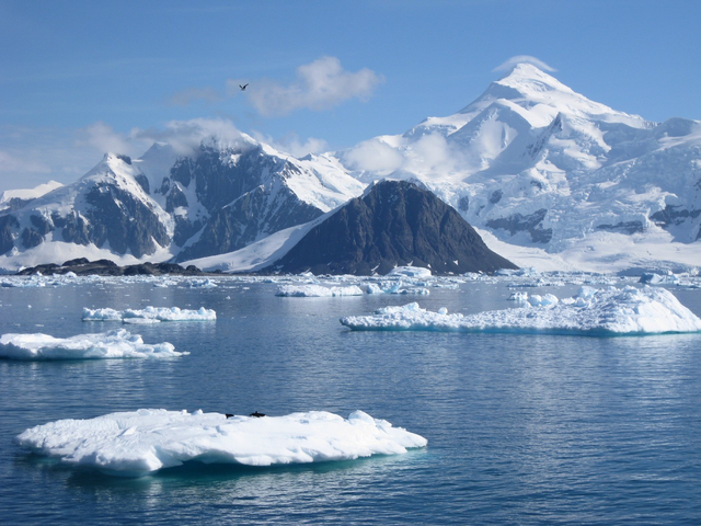 Il buco dell'ozono in Antartide si sta riducendo