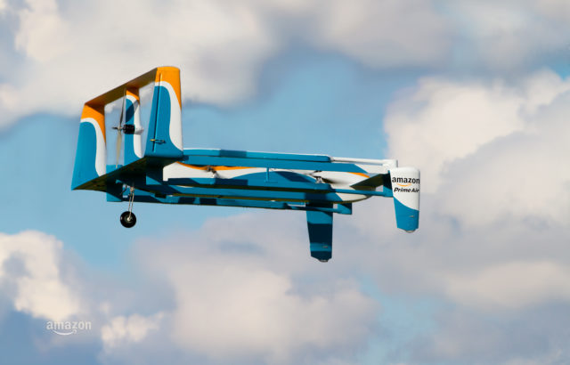 Amazon: Prima consegna tramite drone
