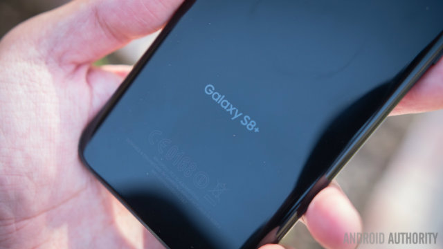 Molti utenti ritengono i Galaxy S8 inutilizzabili a causa di continui riavvii