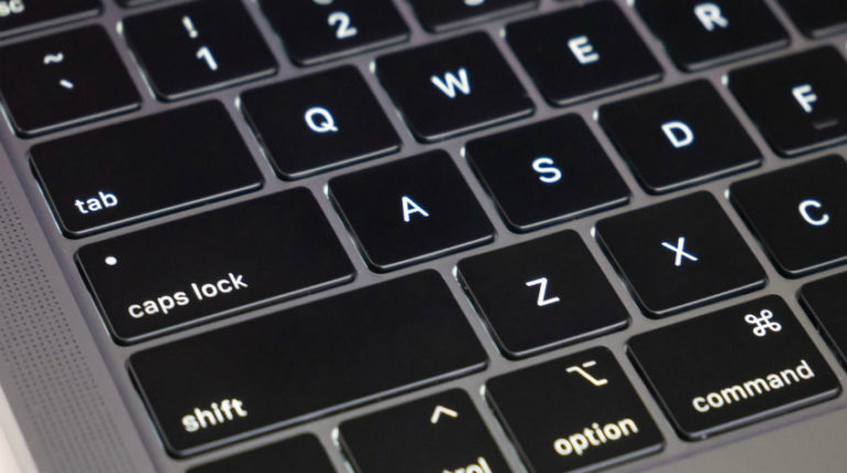 Apple potrebbe introdurre una tastiera touch sui nuovi MacBook