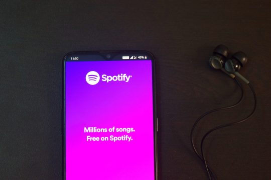 Scopri Crabhands: l’app per gli amanti della musica su Spotify